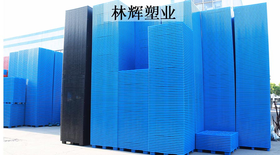 這里的塑料托盤原來火成這樣了！