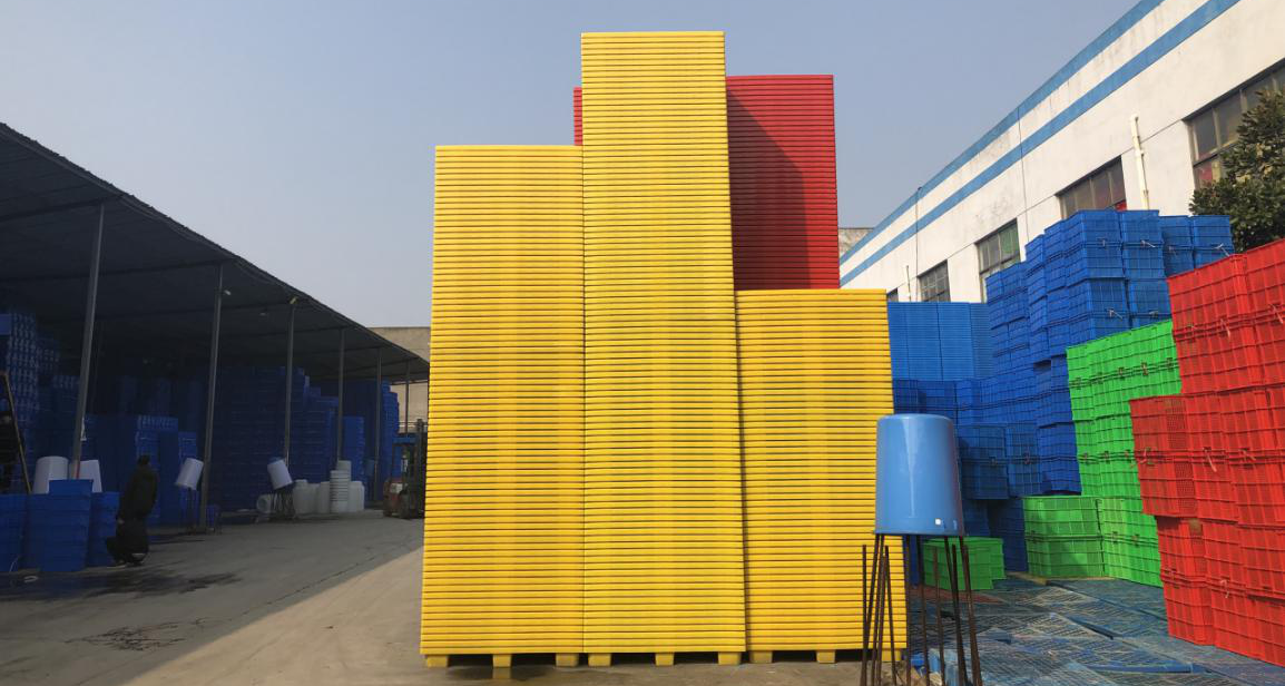 漲知識了，可以移動整個地球原來是塑料托盤！