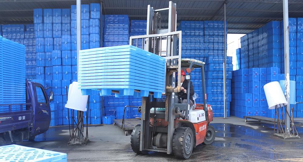 使用塑料托盤的幾種情況下的承載要求！