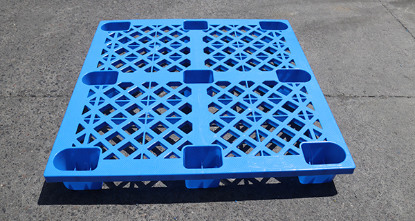 選擇PE或PP材質(zhì)會不會影響所購塑料托盤的價(jià)格？