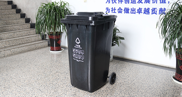 全面推進城市垃圾分類，一種黑色垃圾桶能放什么？