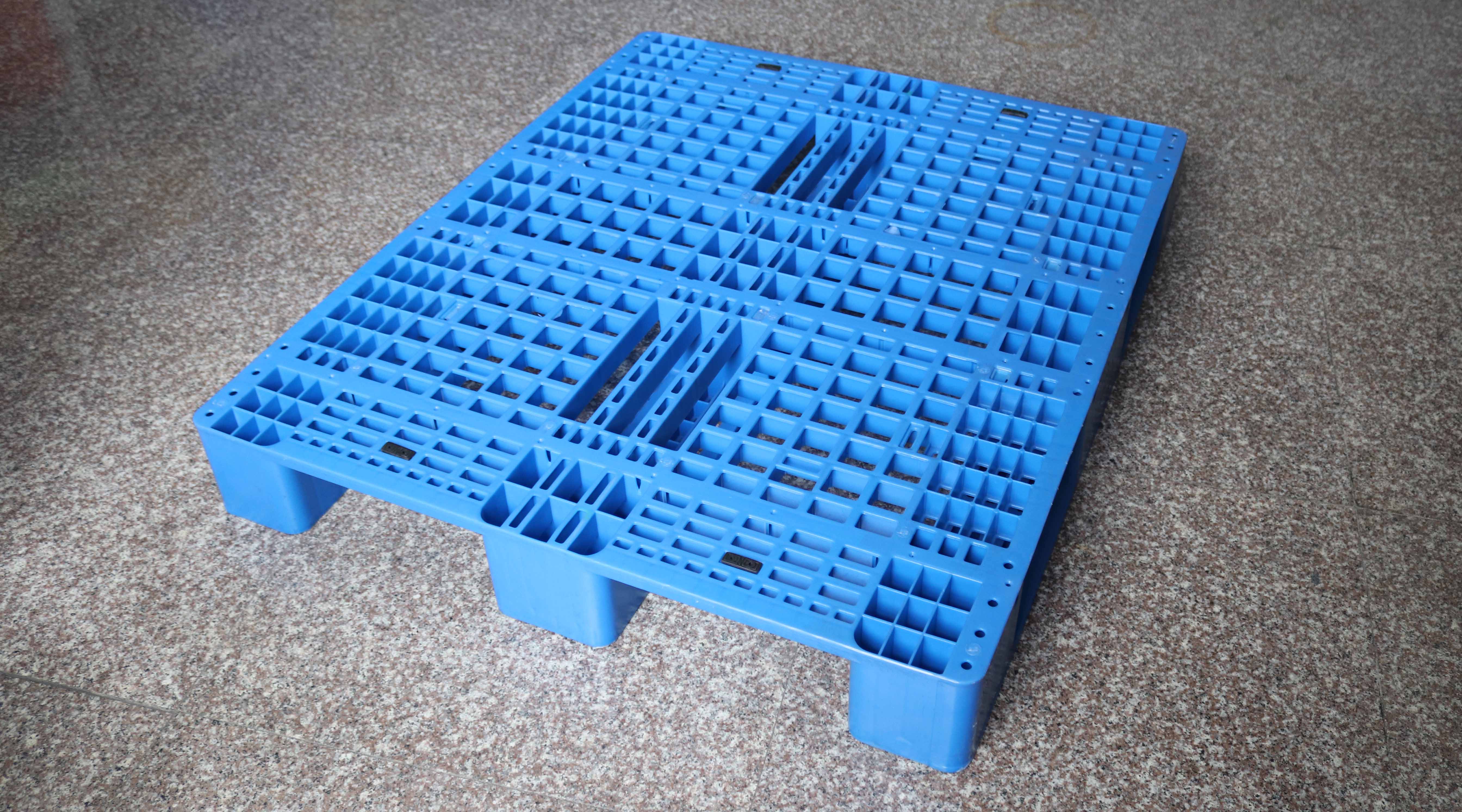 塑料托盤為什么會(huì)容易老化損壞！